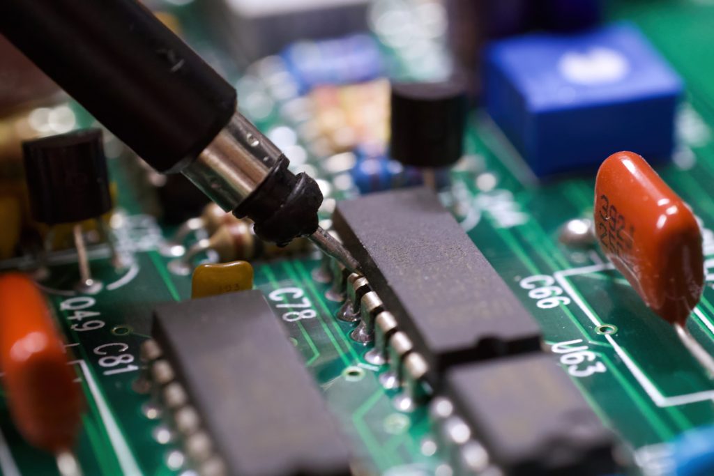 Interne meting met oscilloscoop